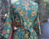 Silk Kimono Robe, Christmas gift, Dressing gown, Vintage silk kimono, Bridesmaid robes, Boho kimono, Bridal Robe, Kimono dress, Mango Moon