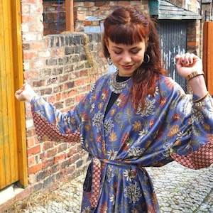 Lotus Lavender Abito kimono in misto seta lungo, vestaglia, kimono di seta vintage, abiti da damigella d'onore, kimono Boho, abito da sposa, abbigliamento maru