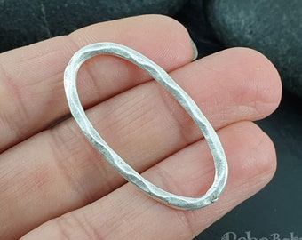 Hammered Oval Loop Link, Silver Hoop Pendant, Closed Loop Charm, Silver Connector Hoop, Metal Link, Oval Connector, Silver Hoop Pendant, 2Pc