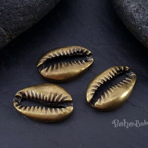 Bronze Seashell Charms, Seashell Connector Charms, Cowrie Shell Charms, Bracelet Findings, Shell Charms, 3 Pc