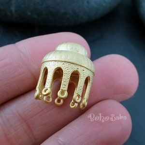 Złota czapka z frędzlami, czapka z frędzlami boho, mosiężne czapki z koralikami, stożki z koralikami, złota czapka z koralikami, czapka z frędzlami tribal, 1 szt.