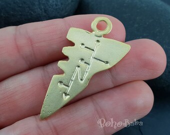 Pingente com constelação do zodíaco banhado a ouro (44 x 23 mm)