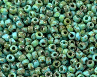 Miyuki Seed Beads, Round Rocailles 8/0, 4514, Picasso Opaque Seafoam Green, 10 Grams