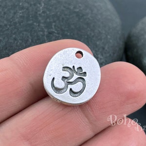 Zilveren Om Charms, Om Coin Charms, Ronde Om Symbool Hanger, Rustieke Tibetaanse Sieraden, Yoga Aum Charms, Zilveren Yoga Sieraden Bevindingen, 4Pc