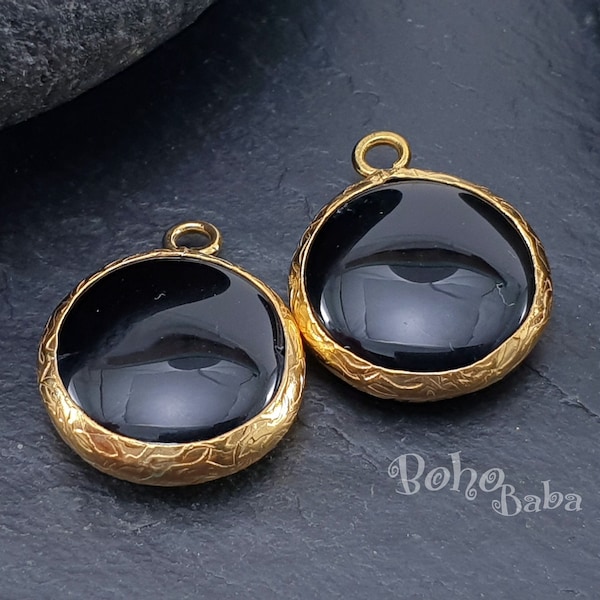 Onyx Black Jade Pendant, Round Gemstone Pendant, Gold Plated Hammered Bezel, Gemstone Jewelry Findings, 16mm, Gemstone Charm