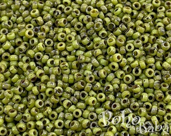 Miyuki Seed Beads, Round Rocailles 15/0, 4515, Picasso Opaque Chartreuse, 5 Grams