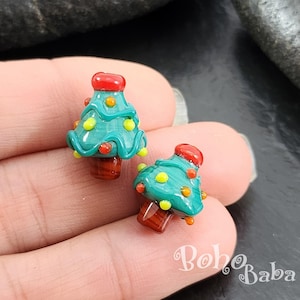 Handmade Murano Glass Christmas Tree Charm, Lampworked Christmas Tree Bead, 1pc