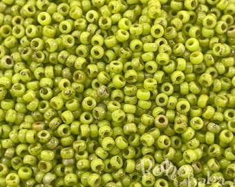 Miyuki Seed Beads, Round Rocailles 11/0, 4515 Picasso Opaque Chartreuse, 10 Grams