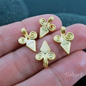 Matte Gold Plated Tribal Spike Charms, Mini Gold Drop Charms, Boho Jewelry Findings, 5 Pc