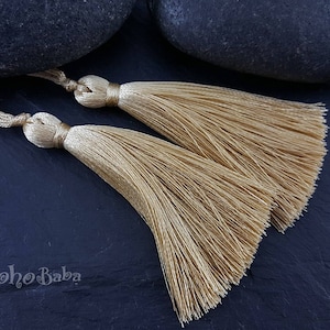 Borla de seda baunilha, borla de seda, borla de linha, achados de borla, colar de borla, suprimentos de joalheria, joias de borla, 2 peças