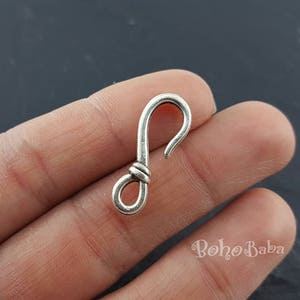 Antikförsilvrade krokspännen, silverfiskkrokberlocker, silverväxellås, 5 st