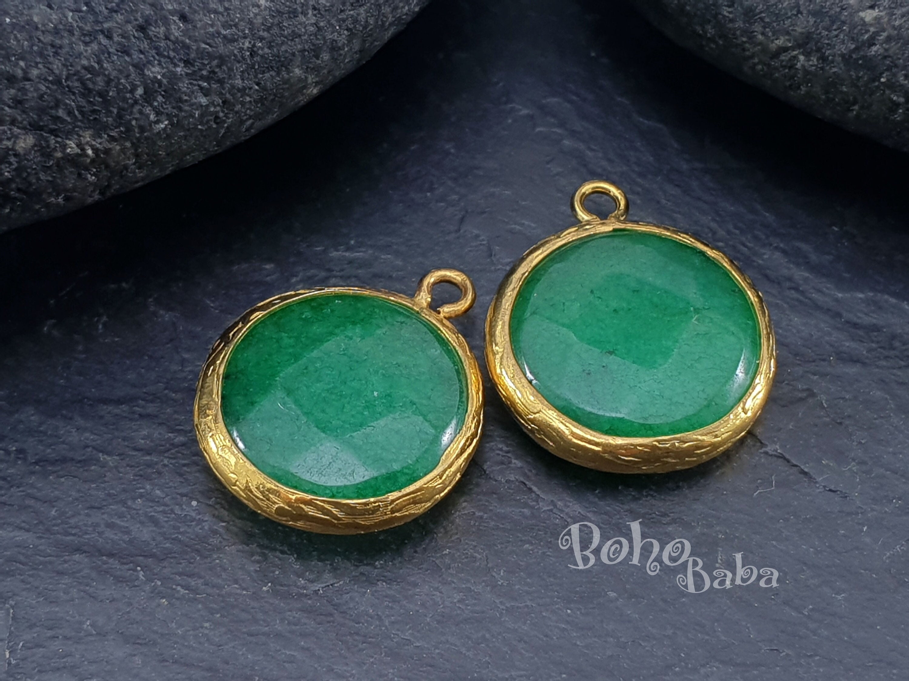 Emerald Green Jade Pendant Round 