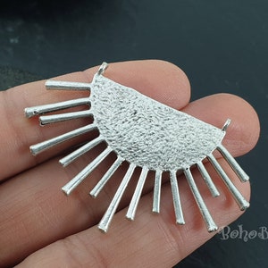 Antikes Silber überzogener großer Sonnenanhänger, Sonne und Mond-Anhänger, 1Pc