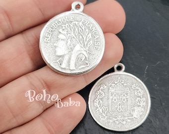 [SHOVEOFF] Silver Coin Chain Necklace ★人気★ coin-spinner-adjustable-