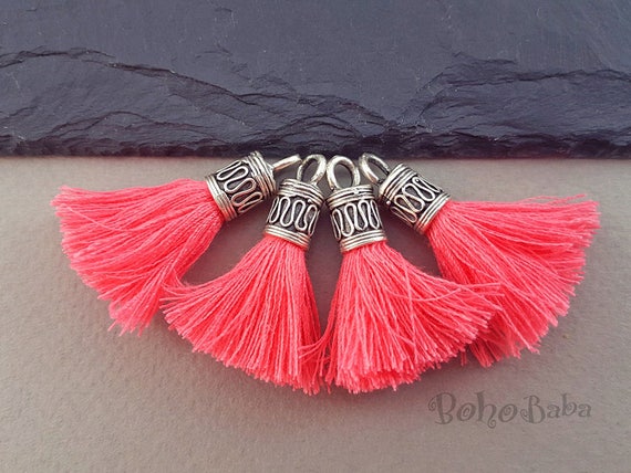 Salmon Pink Mini Cotton Tassels, Tassel, Mini Boho Tassels, Tassel  Bracelet, Antique Silver Plated Jewelry, Mini Tassels, Earring Tassels