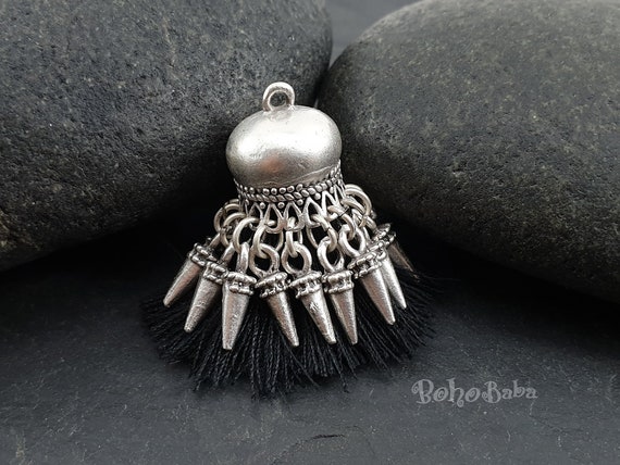 METAL BEAD BRACELET W/TASSEL DARK GREY W/SILVER METAL BEAD BRACELET W/TASSEL DARK GREY W/SILVER