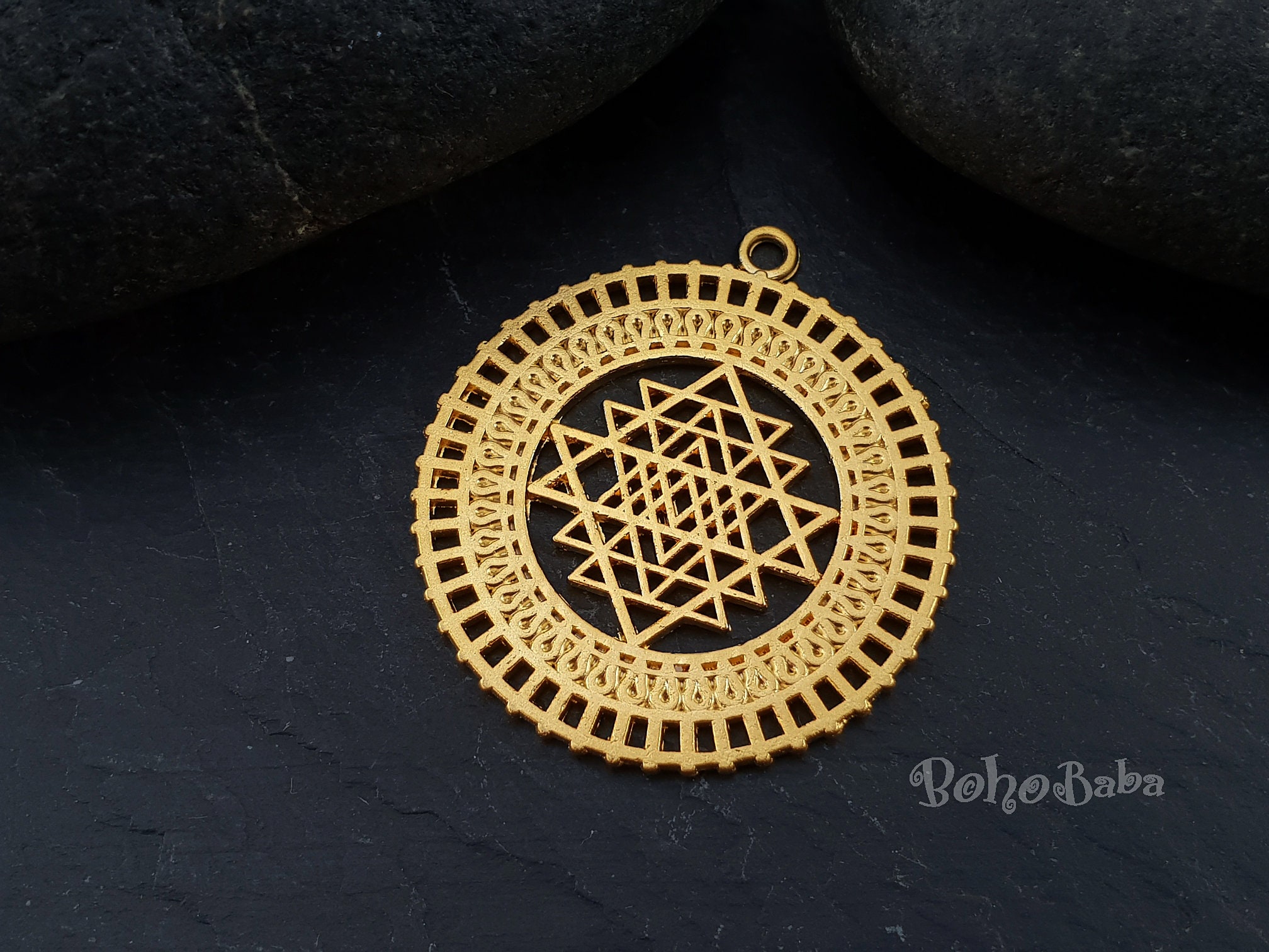 EUEAVAN Sri Yantra Chakra-halsketting voor vrouwen en mannen, Sri Yantra amulet Talisman hanger heilige geometrie halsketting hindoeïsme symbool heilige hindoeïstische meditatiesieraad, Roestvrij
