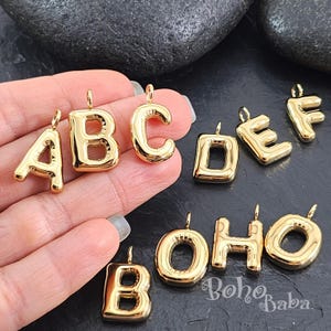 Pingentes de letras de balão, pingentes de letras do alfabeto dourado, pingentes iniciais banhados a ouro para joias
