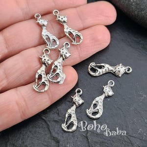 Antique Silver Plated Tiny Cat Charms, Silver Cat Pendant, 8Pc