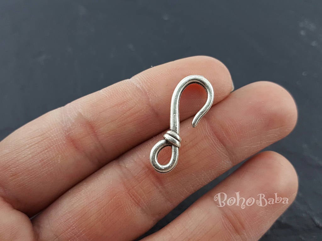 Fish hook hotsell bracelet clasp