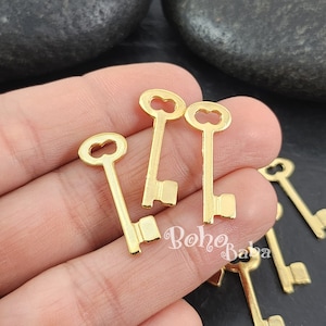 Shiny Gold Plated Key Charms, 8 Pc