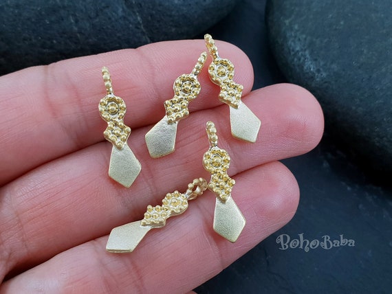10 Etched Tribal Carved Design Pointed Teardrop Drop Charms Plated Steel Metal
