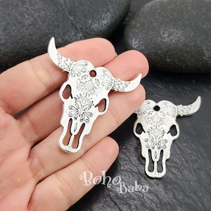 Antique Silver Plated Cattle Skull Charm, Tribal Bull Skull Pendant, Ox Horn Pendant, 1 Pc