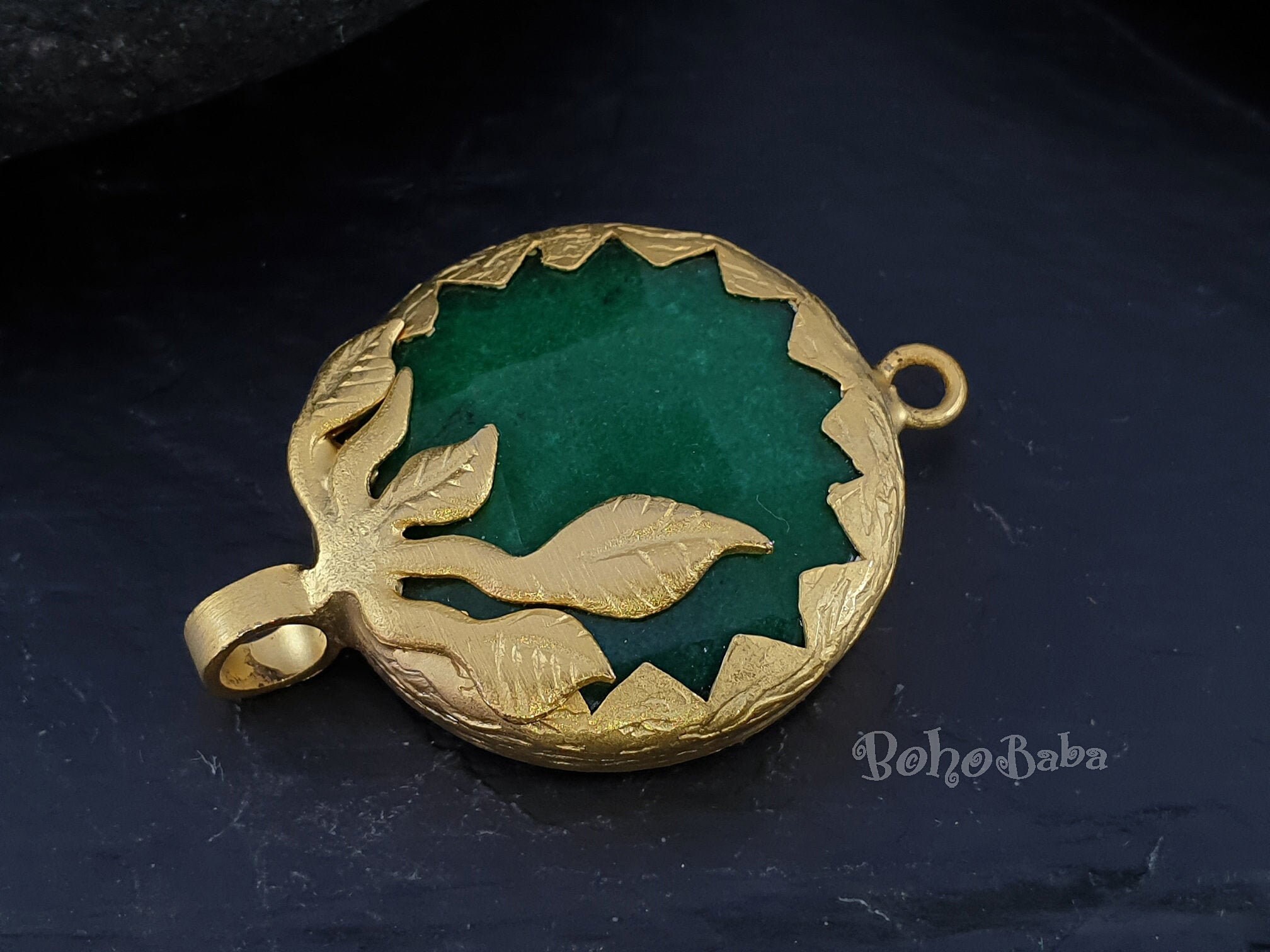 Green Jade Connector, Connector Station, Round Connector, Gemstone Pendant, Gold Plated, Bracelet Findings, Hammered Bezel, Double Bail