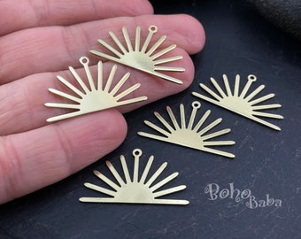 Brass Sun Charm, Sun Ray Charm, Raw Brass Sun Pendant, Sun Earring Blanks, 6Pc