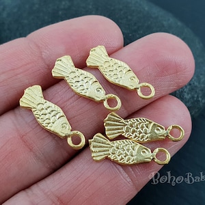 Mini Gold Fish Charms, Small Fish Pendants, Tiny Fish Charms, Mini Gold Charms, Dainty Jewelry Findings, Delicate Fish Charms, 5 Pc