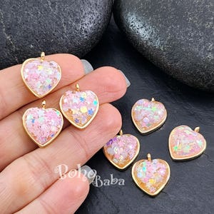 Shiny Gold Plated Cats Eye Heart Charm with Shimmer Star Sequin