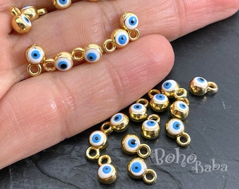 Weiße Evil Eye Charms, vergoldete blau emaillierte Evil Eye Charms, 5 Stk