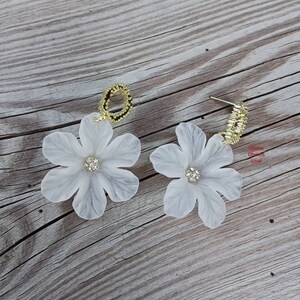 Acrylic Flower Earrings: Gold Plated Floral Dangles