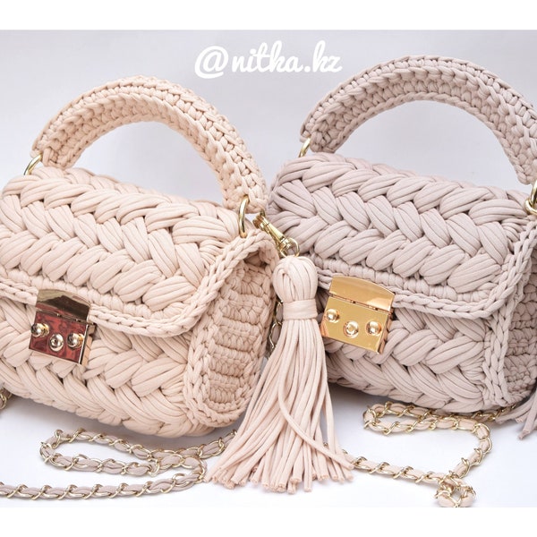 Video tutorial in English Crochet Marshmallow bag