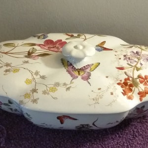 porcelain serving bowel no makers mark