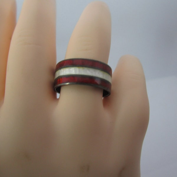 Vintage Sterling Silver & Guilloche Enameled Ring Red and White - Norwegian