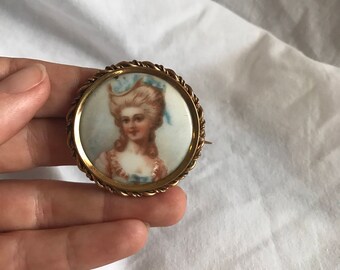 Antique Victorian Gold? Or Gold filled? Beautiful Lady Hand Painted on Porcelain Brooch