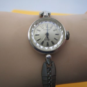Retro Ladies Wittnauer Geneve Gold Filled Watch & Band