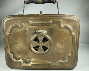 Antiguo francés BRASS portátil Chaufferette pie de mano WARMER caja de carbón finales de 1800