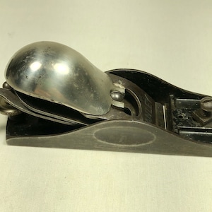 STANLEY Rule & Lever Co #18 Early Model PLANE with Adj. Nose and Throat - 1897 -