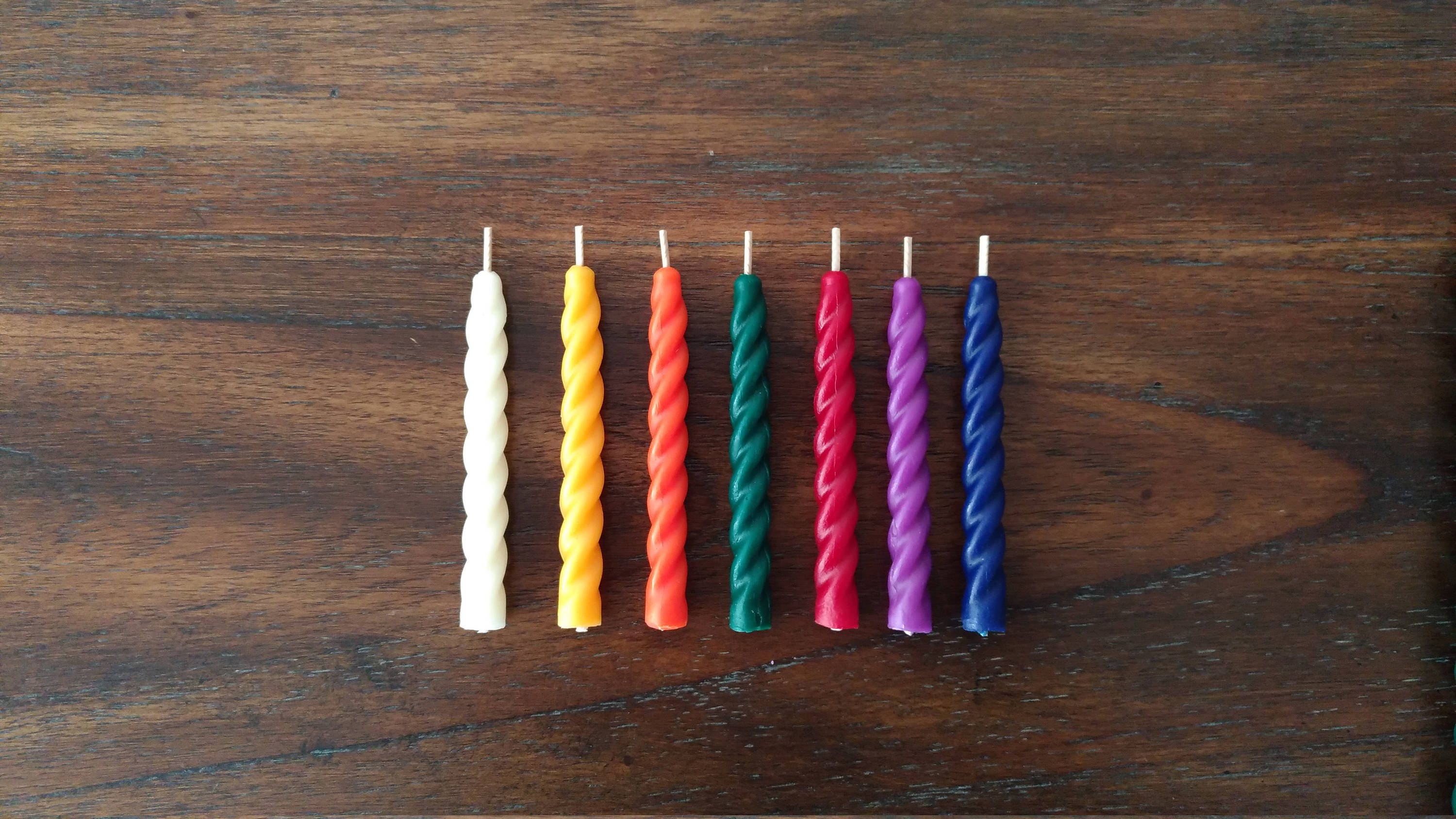 Petites Chandelles Cire d'abeille Sans Coulures - Spirales 90 Minutes Bougies Naturelles Par Secretm