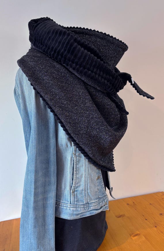 Maxi sciarpa, scialle, sciarpa nera con paillettes foderata in