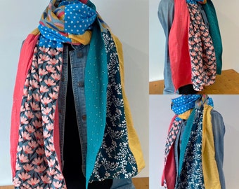 Grand foulard rectangulaire femme rose, bleu, jaune et blanc R11