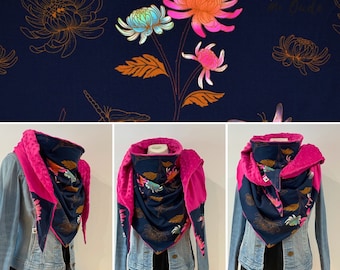 Maxi scarf, shawl, pink and blue scarf lined in fuchsia minky fleece “Happy Leïla Rose”