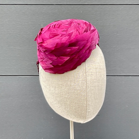 Fuchsia pink feathered percher fascinator on crinoline-wrapped wire band