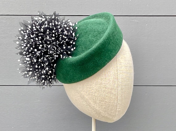 Forest green velour felt pillbox percher with black and white flocked tulled pompoms