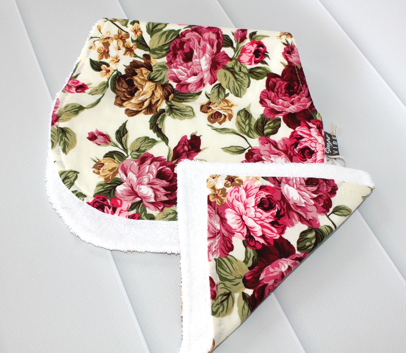 Rose Print Burp Cloth /& Wash Cloth Set Burp Cloths Baby Burp Cloths Baby Shower New Mum Gift Nursery Gift Baby Burping Cloths