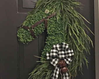 Large Horse Head Wreath, Large Horse Wreath, Handcrafted Horse Wreath, Equine Lovers Wreath, Farmhouse Horse wreath, Derby Day Horse Wreath,