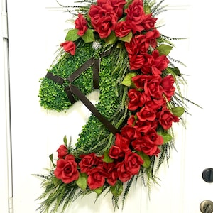 Rose & Leather Horse Head Wreath: Derby Decor