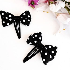 Snap Hair Clip Set 2 Pieces Black White Polka Dot Bow Fabric Slide Pin Fringe Clips Women Girl Gift Metal Bun Holder Maker Hairpins
